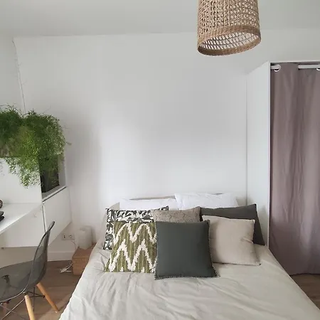 65m2 Proche Centre Ville, Parking Apartment *