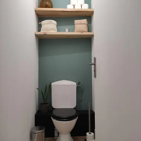 65m2 Proche Centre Ville, Parking Apartment Angers