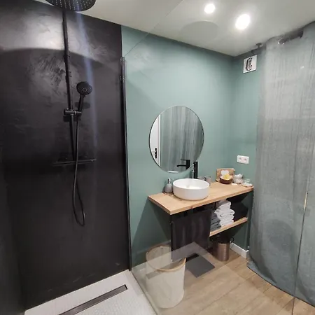 65m2 Proche Centre Ville, Parking * Angers