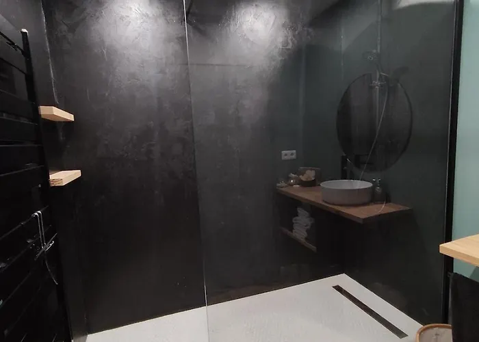 Apartment 65m2 Proche Centre Ville, Parking Angers