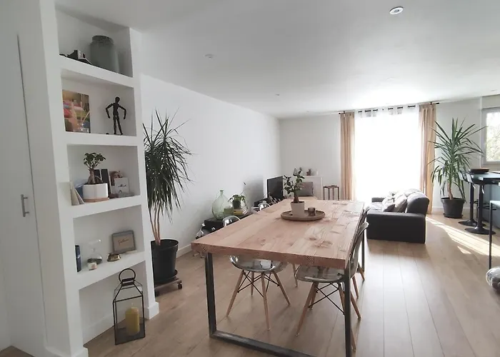 Apartman 65m2 Proche Centre Ville, Parking